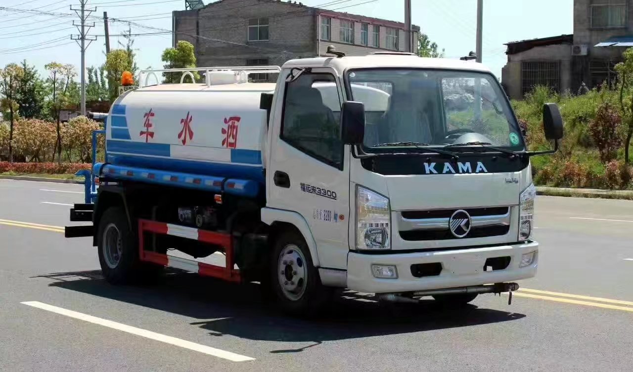 程力洒水车